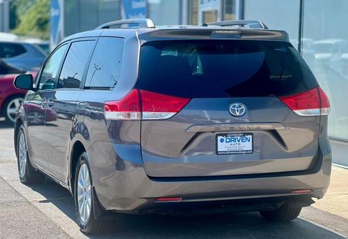 2012 Toyota Sienna LE