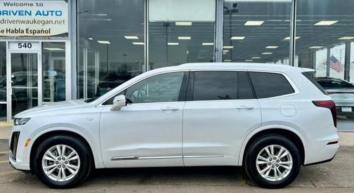 2022 Cadillac XT6 Luxury FWD