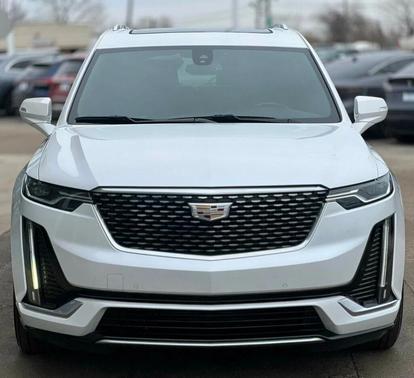 2022 Cadillac XT6 Luxury FWD