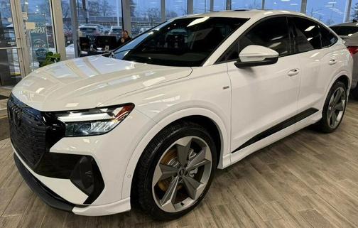 2024 Audi Q4 e-tron Sportback Premium Plus 55 quattro