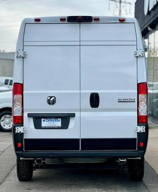 Bright White Clearcoat 2025 RAM ProMaster 2500 Base