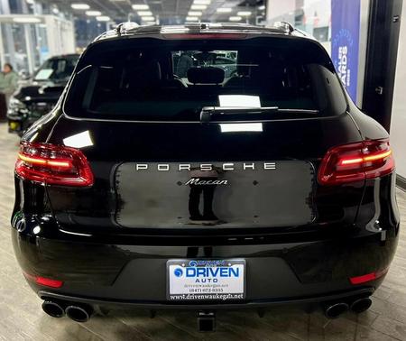 2018 Porsche Macan 