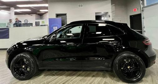 2018 Porsche Macan 