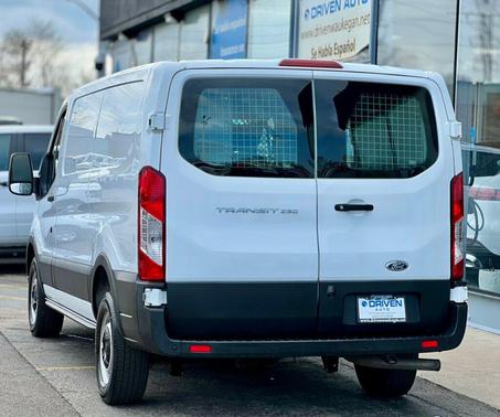 Oxford White 2020 Ford Transit-250 Base