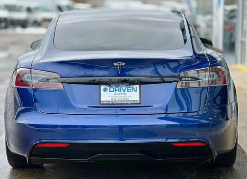 2021 Tesla Model S Long Range