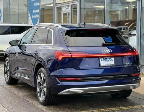 2021 Audi e-tron Premium