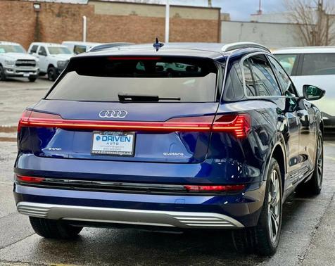 2021 Audi e-tron Premium