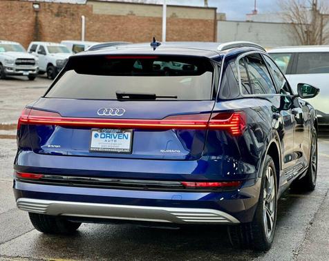 2021 Audi e-tron Premium