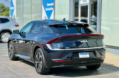2022 Kia EV6 LIGHT