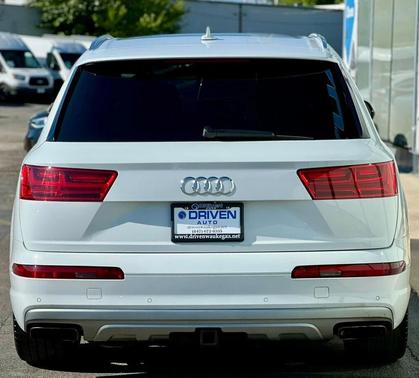 2017 Audi Q7 3.0T Premium