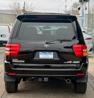 2004 Toyota Sequoia Limited