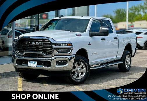 Bright White Clearcoat 2026 RAM 2500 Big Horn 4x4 Crew Cab 6'4' Box