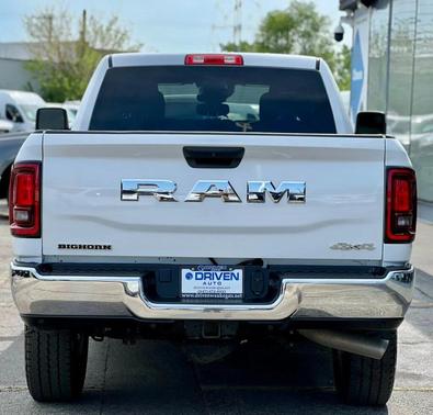 Bright White Clearcoat 2026 RAM 2500 Big Horn 4x4 Crew Cab 6'4' Box