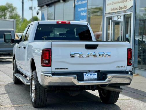 Bright White Clearcoat 2026 RAM 2500 Big Horn 4x4 Crew Cab 6'4' Box