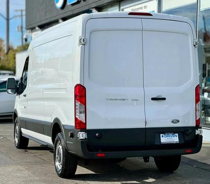 2015 Ford Transit-250 Base