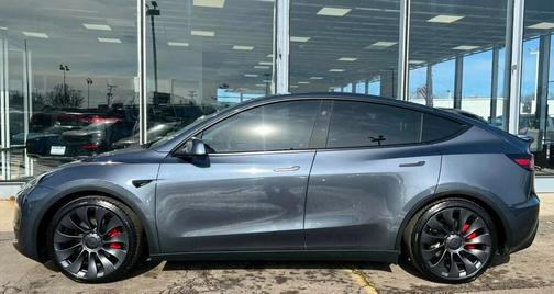 2023 Tesla Model Y Performance AWD