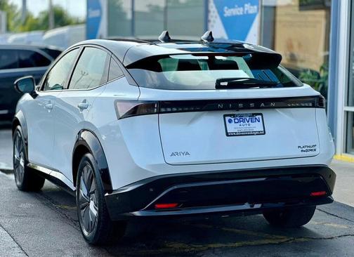2023 Nissan ARIYA PLATINUM +