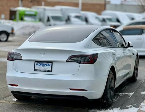 2022 Tesla Model 3 Standard Range