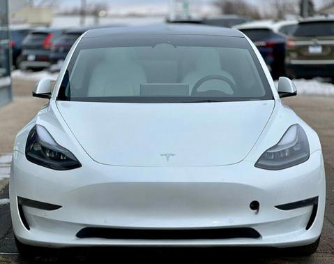 2022 Tesla Model 3 Standard Range