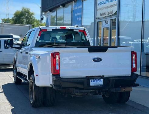 Oxford White 2024 Ford F-350 SUPER DUTY