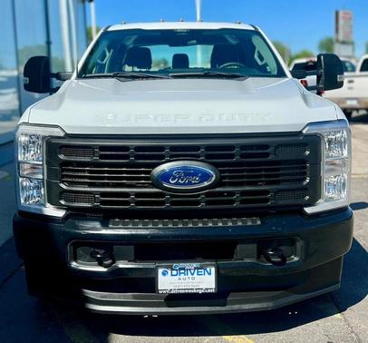 Oxford White 2024 Ford F-350 SUPER DUTY