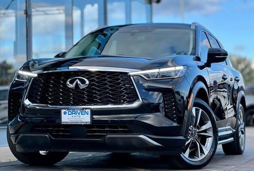 2022 INFINITI QX60 Luxe