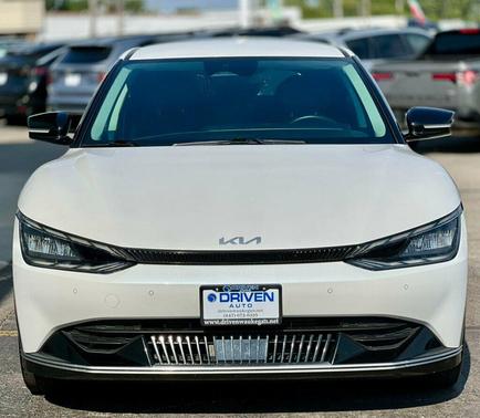 2022 Kia EV6 Wind RWD