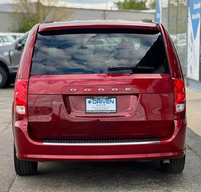 Deep Cherry Red Crystal Pearl 2011 Dodge Grand Caravan Express