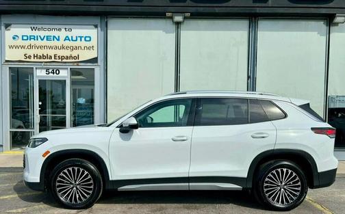 Pure White 2025 Volkswagen Tiguan 2.0T S