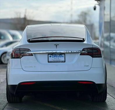 2018 Tesla Model X 75D AWD