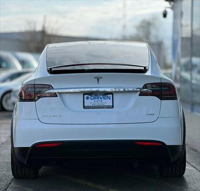 2018 Tesla Model X 75D AWD