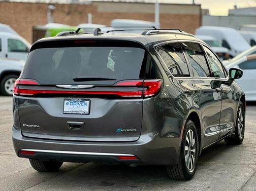 2021 Chrysler Pacifica Hybrid Limited