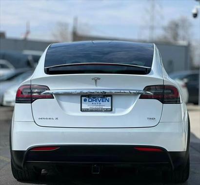 2018 Tesla Model X 75D AWD