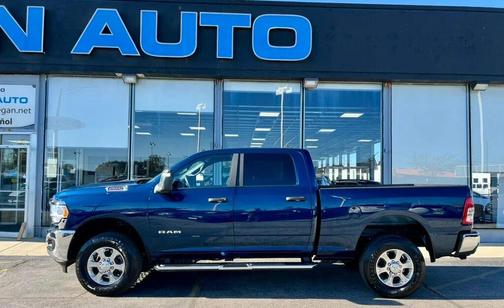 2024 RAM 2500 Big Horn 4x4 Crew Cab 6'4' Box