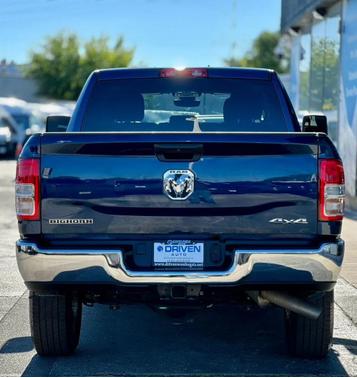 2024 RAM 2500 Big Horn 4x4 Crew Cab 6'4' Box