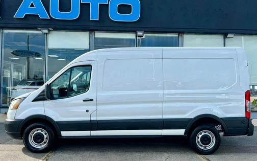 Oxford White 2018 Ford Transit-250 Base