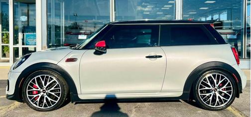 2017 MINI Hardtop Cooper