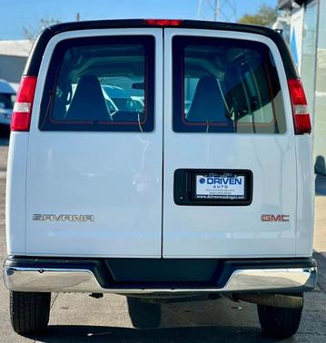 2017 GMC Savana 2500 RWD 2500 135'