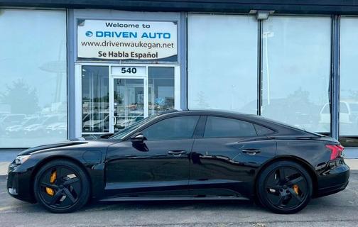 Mythos Black Metallic 2024 Audi RS e-tron GT quattro
