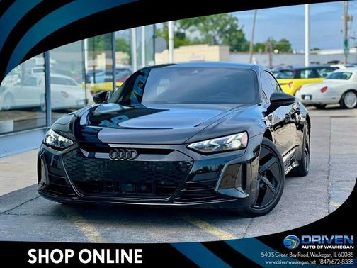 Mythos Black Metallic 2024 Audi RS e-tron GT quattro