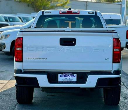 Summit White 2022 Chevrolet Colorado LT
