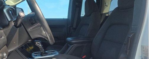 Summit White 2022 Chevrolet Colorado LT