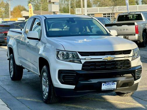 Summit White 2022 Chevrolet Colorado LT