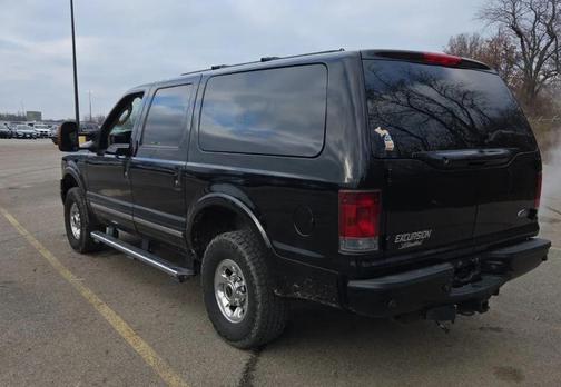 2005 Ford Excursion 137' WB 6.8L Limited 4WD