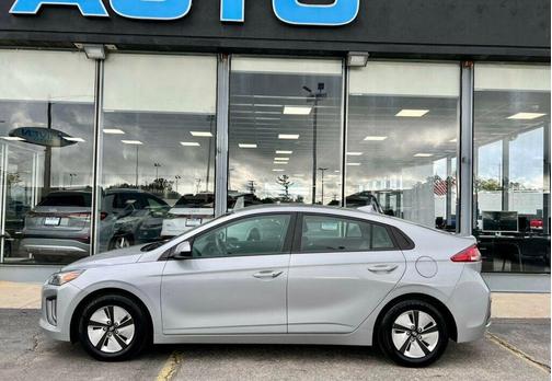 2021 Hyundai IONIQ Hybrid Blue