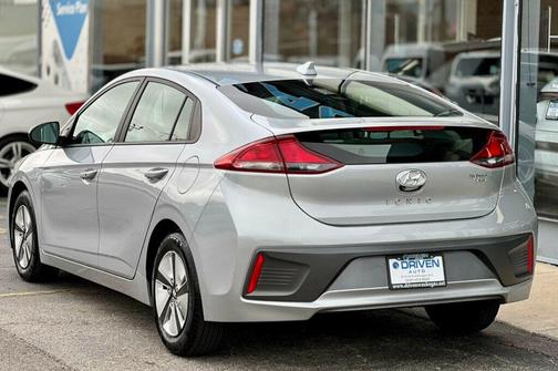 2021 Hyundai IONIQ Hybrid Blue