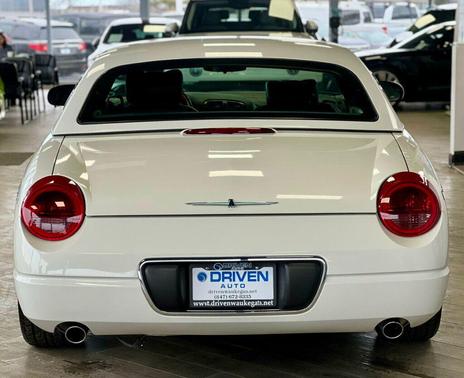 2002 Ford Thunderbird Base