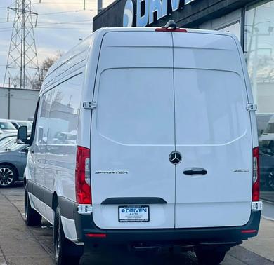 2025 Mercedes-Benz Sprinter 2500 High Roof