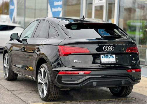 2023 Audi Q5 45 S line Premium Plus