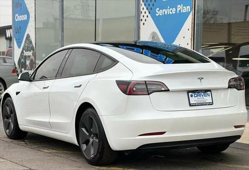 2021 Tesla Model 3 Standard Range Plus